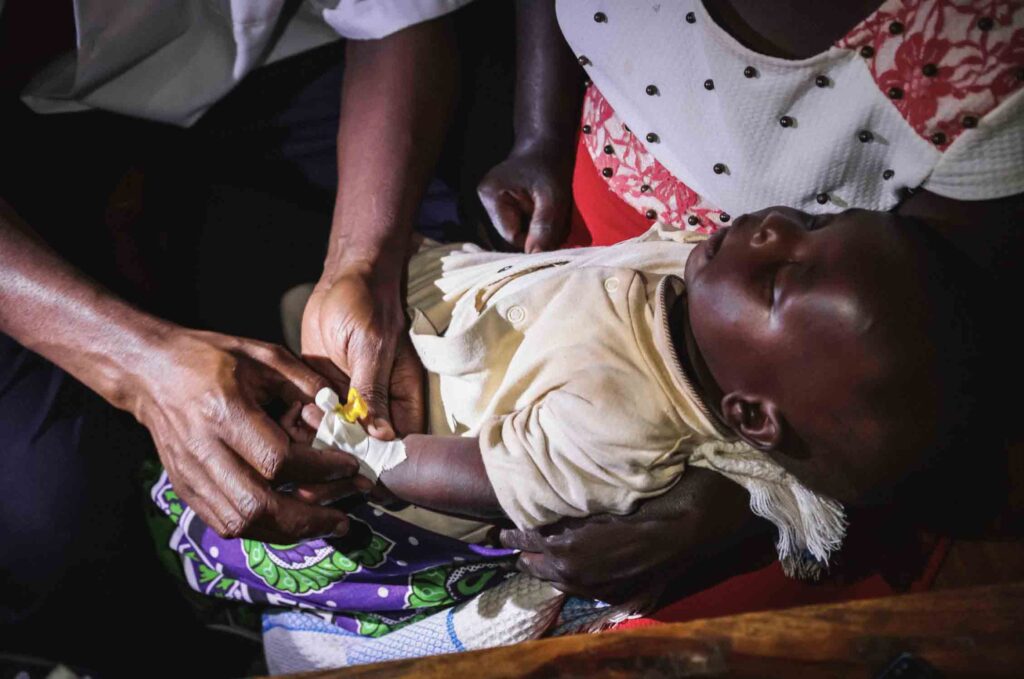 Resuscitating baby patient in Uganda